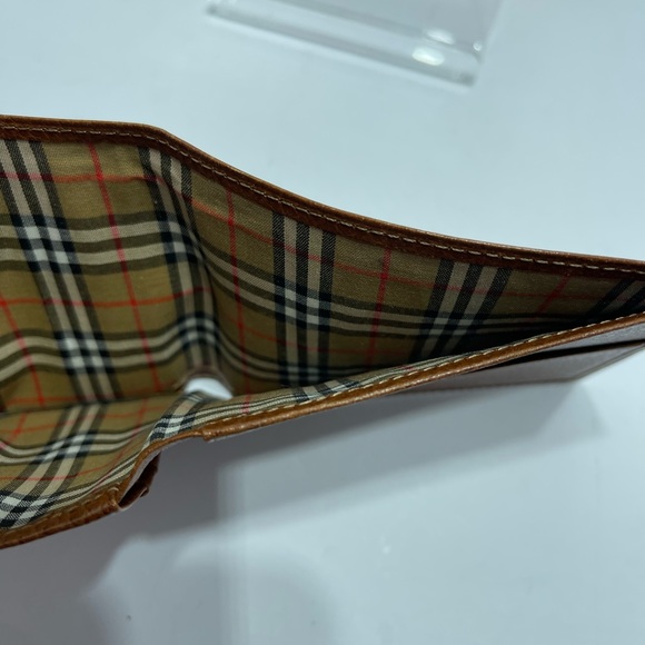 Burberrys Mens Wallet in Brown Leather. - Picture 7 of 7